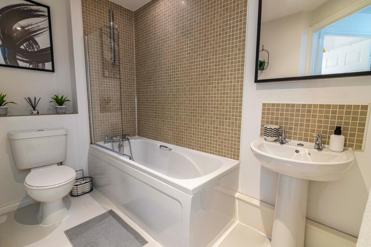 נוטינגהאם Fantastic Apartment, Short Distance From City Centre, Free Parking מראה חיצוני תמונה