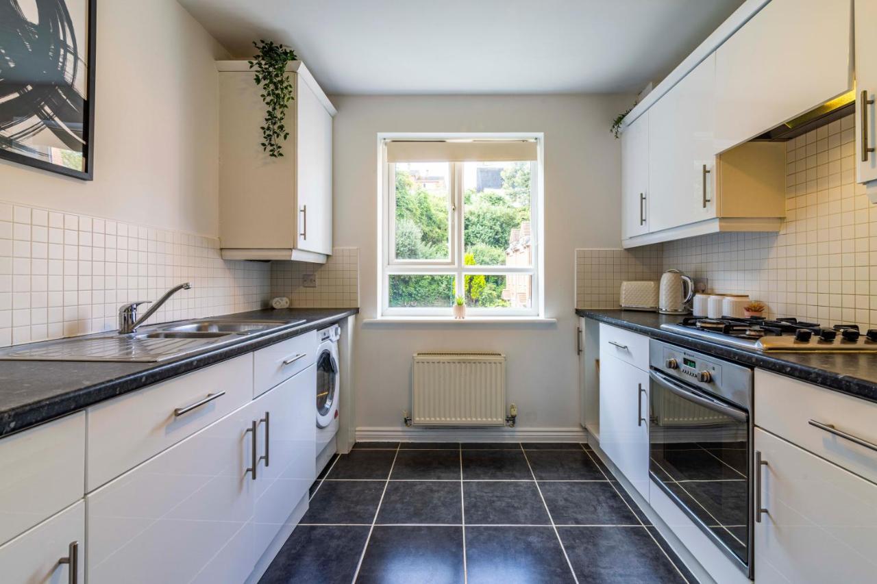 נוטינגהאם Fantastic Apartment, Short Distance From City Centre, Free Parking מראה חיצוני תמונה